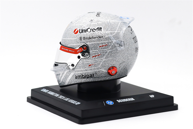Looksmart 1:5 SCUDERIA FERRARI - Kids Toys John Lewis avaliação e preço